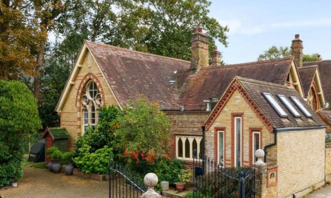 Plaistow and Sundridge Cabaña | Converted School Cottage in Bromley
