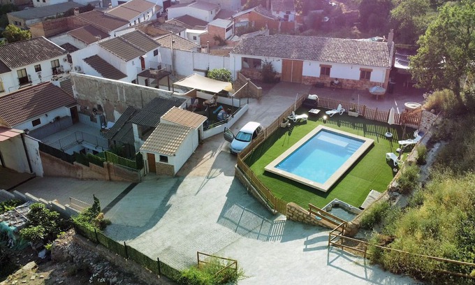 Frailes Villa | Rural house torre chica located in frailes jaen in the middle of nature