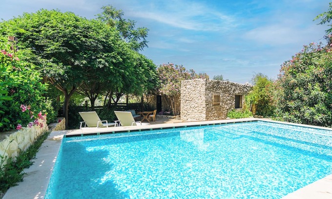 Batroun Hotel | Bait el Seha