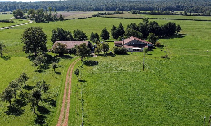 Claudon Otro | Spacious cozy and pet friendly Gîte (6pers with 3 bdrms/2 baths/3 toilets).