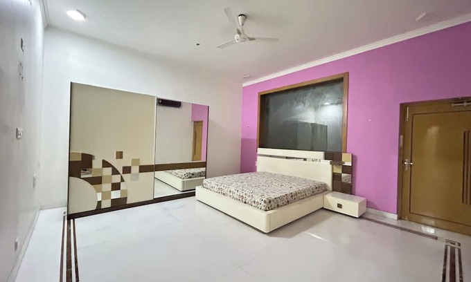 Bodh Gaya Apartamento | Comfy, spacious flat