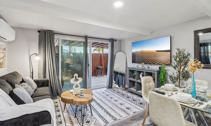 La Presa Casa | 2BR/1Bth Ranch, Gated, Parking, Washer, Fast Wi-Fi