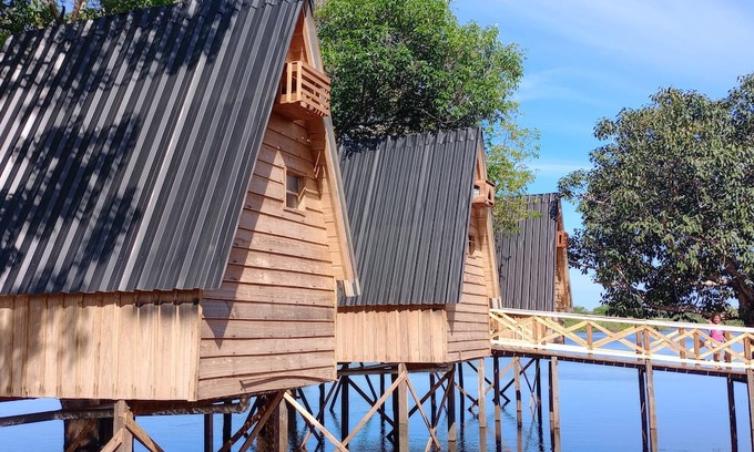 Amazon River Chalet De Esquí | Amazon Private Tours Jungle Lodge