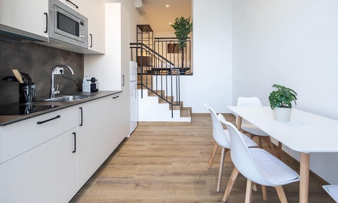 Montolivet Apartamento | Les Arts Turia 2 by Concept Flats