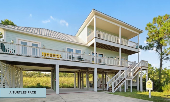 Morgantown Casa | A Turtles Pace by Liquid Life