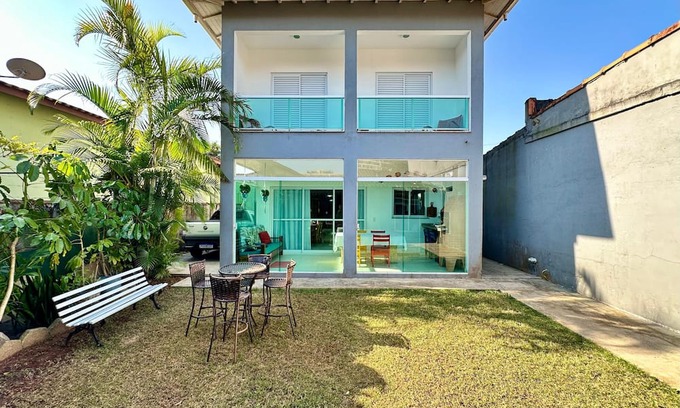 Centro Casa | HOUSE FOR 12 OR 16 PEOPLE. 3 MINUTES FROM THE BEACH. IN THE CENTER OF BERTIOGA
