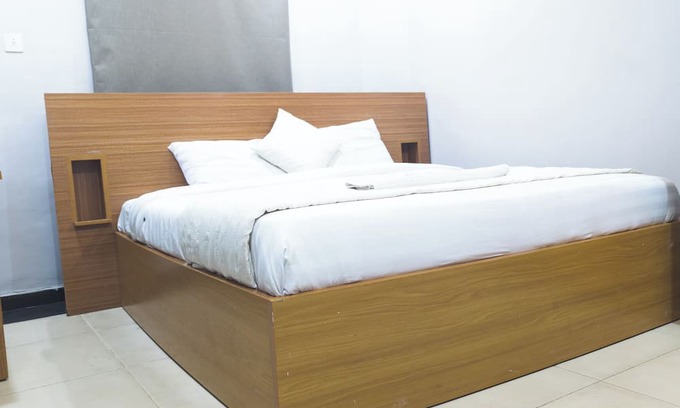 Yaba Apartamento | Jadelite hotel with AC in marvelous Lagos