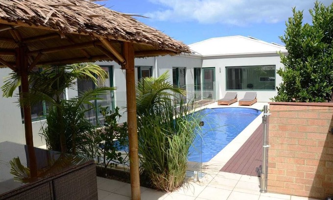 Nangkita Casa | FIJI Room with POOL + SPA + SAUNA + Activities