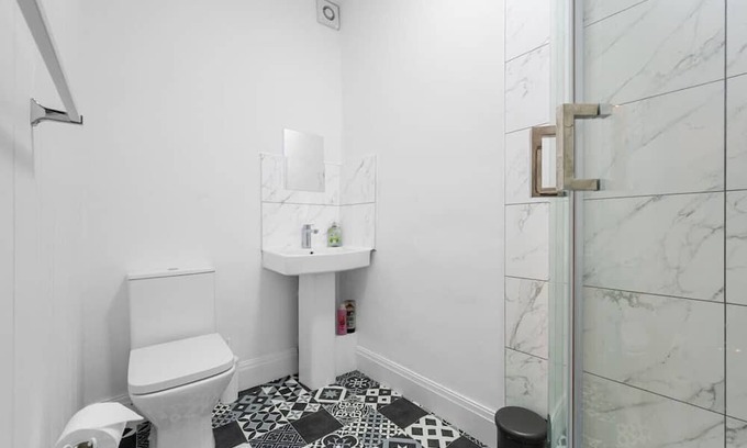 Rawtenstall Casa | Stylish Four Bedroom Home: Lancashire