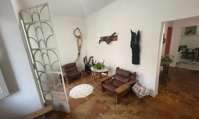 Jardim Santa Helena Casa | Shared house with parking space in downtown Juiz de Fora