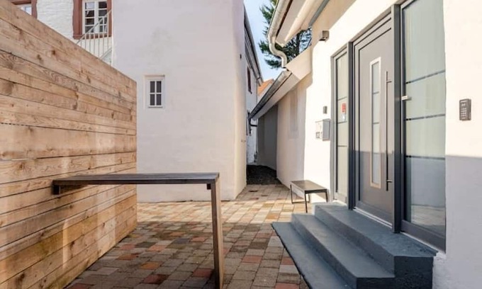 Walzbachtal Casa | Stylish 90 m² Designer Loft Near Karlsruhe - Ideal for Business & Workation