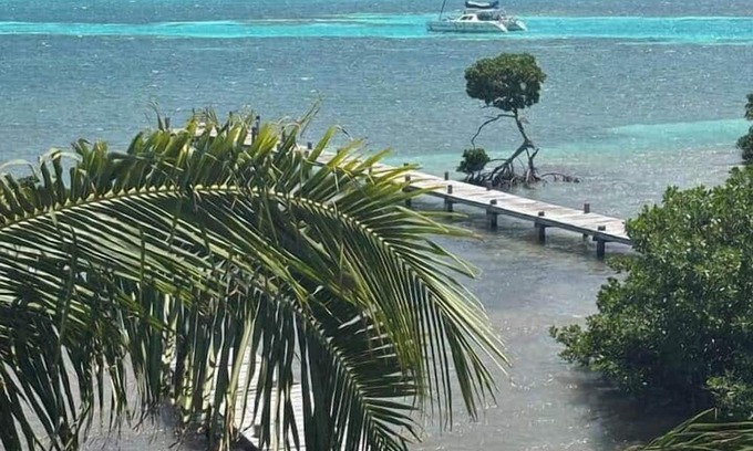 Cayo Corker Villa | 360 Suites: Seaside 6 Bedroom Retreat