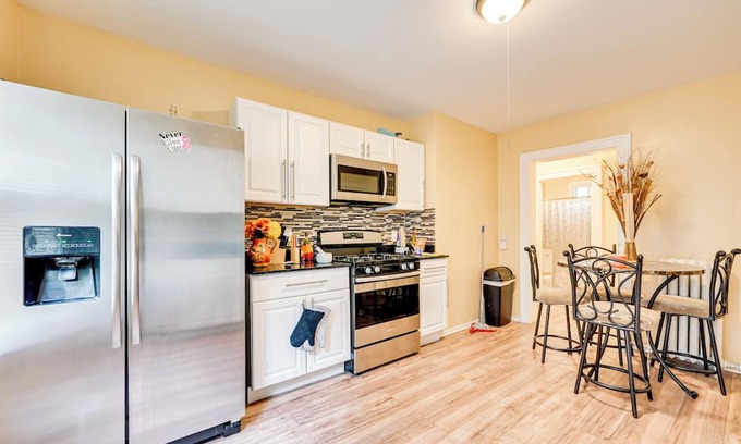 Hartford Condominio | Convenient Hartford Condo < 2 Mi to Dtwn!