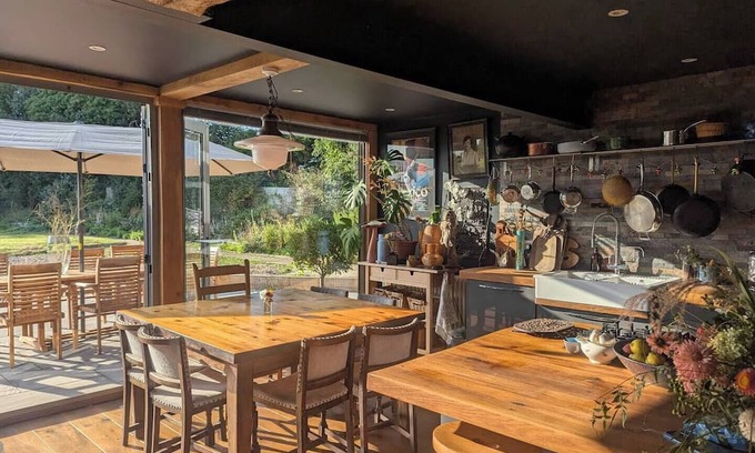 Cranbrook Casa | Artist's Hawkhurst Home with Pool and Sauna