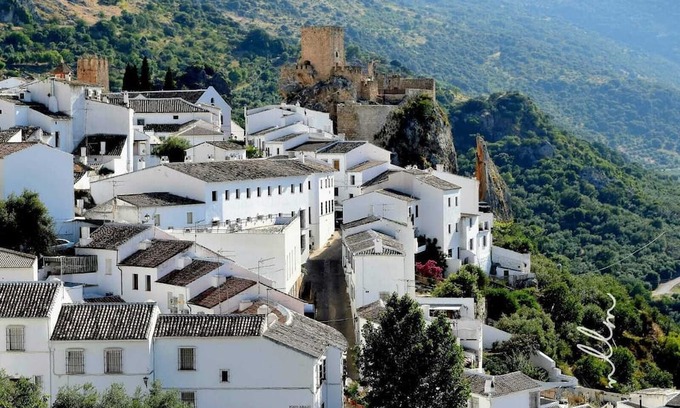 Zuheros Cabaña | Casita Rural El Refugio, your place to disconnect with your family or couple.