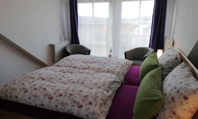 Herold Casa | Double room with dormer window - Gasthof Dörsbachhöhe
