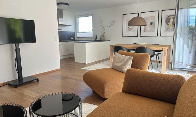Seekirchen am Wallersee Apartamento | Premium Apartments "VERWEILZEIT" – 3-bedroom, garden, fully equipped & parking
