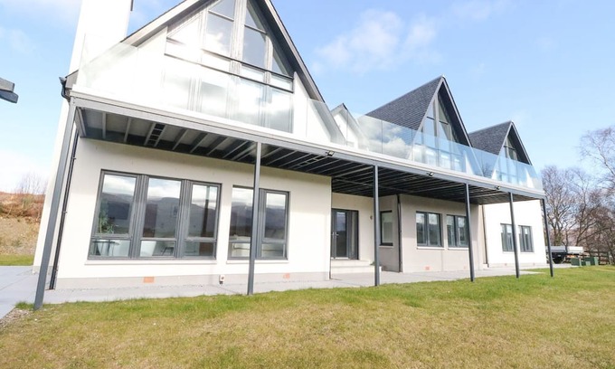 Spean Bridge Cabaña | MACGREGOR RANCH, family friendly, with hot tub in Spean Bridge