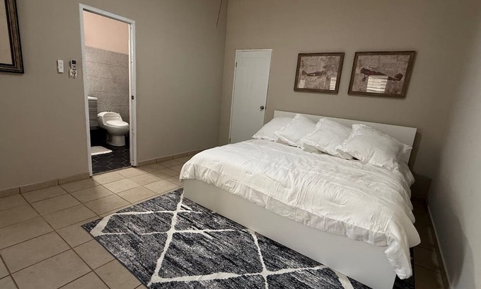 Vilomar Cabaña | Intimate Oceanfront Studio with Courtyard & Beach Access