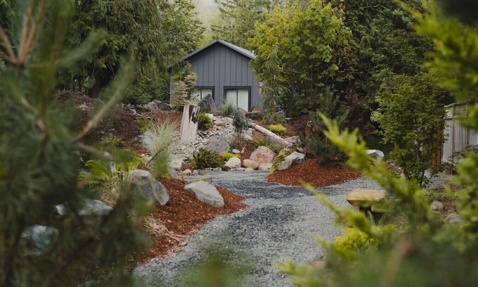 Lewis County Cabina | Luxury Barndominium-Hot Tub-Firepit-WIFI-EV-Nature