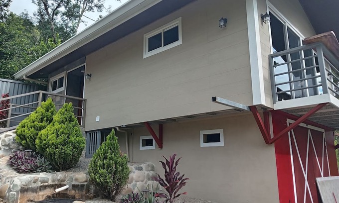 San Isidro de El General Casa | Magnolia Farm Suiten Giffin Housen Pet friendly