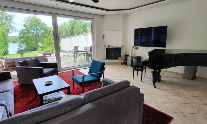 Dagow Apartamento | Terrassenwohnung am See by Interhome