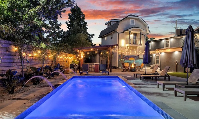 Tulane - Gravier Hotel | Centrally Located 6-BR Suite near Top Attractions