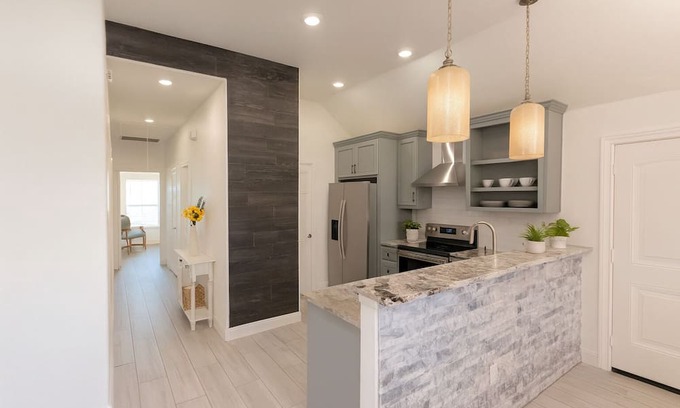 Southeast Houston Casa | Spacious 3bd 2bth Near Airport/Medical center/downtown!