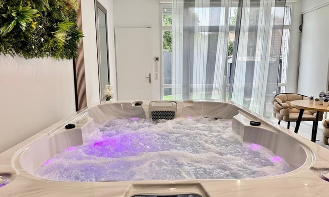 Saint-Leu-la-Foret Casa | Spa Jacuzzi Nb Spa - Val-d'Oise - Paris