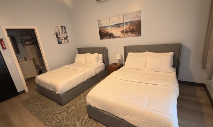 Lubbers Quarters Cay Hotel | Charming 1-bedroom hotel in enchanting Marsh Harbour with AC