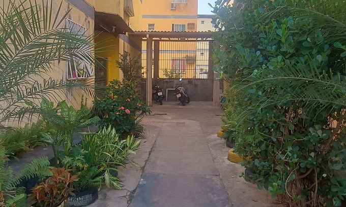 Centro Apartamento | Accessibility just a step away. Simple and cozy complete apartment.
