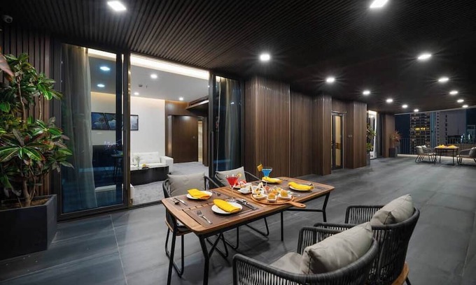 Ngu Hanh Son Apartamento | Luxurious Suite with Ocean view