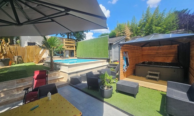 Corne Condominio | L'oasis de Corné family relaxation centre