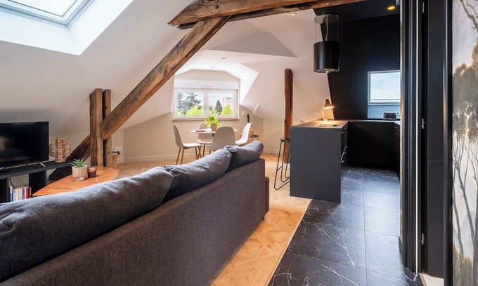 Montigny-les-Metz Apartamento | Comfortable air-conditioned apartment, 4th and top floor without elevator