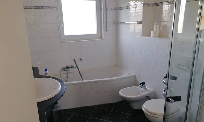 Rhein-Erft-Kreis District Casa | Beautiful, cozy townhouse