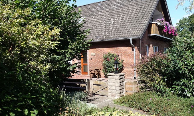 Overstedt Apartamento | Stylish country house vacation apartment with garden in the Lüneburg Heath