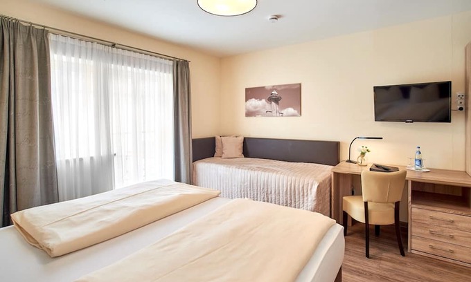 Neustadt an der Donau Apartamento | Superior room Storchennest (21sqm) for up to 3 people