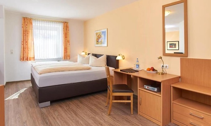 Neustadt an der Donau Apartamento | Superior room Hallertau (23sqm) for up to 4 people