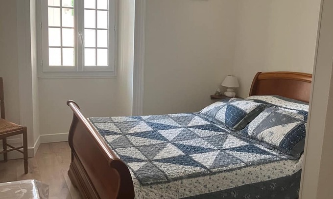 Segonzac Cama Y Desayuno | Bed and Breakfast 'D'hôtes' with Shared Pool, Shared Terrace and Wi-Fi