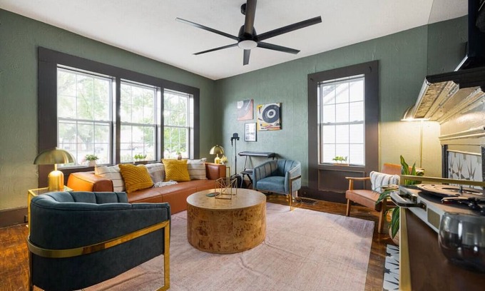 Kingsport Casa | Music Vibes Near Downtown Kpt - 4br - Fenced yard