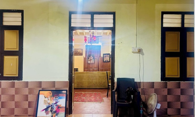 Egmore Casa | Harleys House - A Vintage Retreat in centre of Chennai offers a spacious house