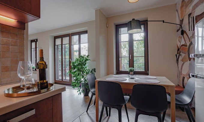 Pecs Apartamento | Exclusive 2-bedroom apartment with AC and private garden in Pécs