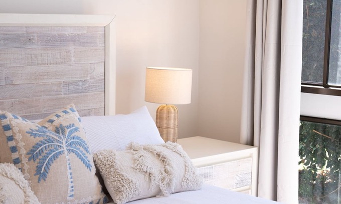 Red Rock Casa | Welcome to Salty Life, your dream holiday retreat nestled in the heart of Red Rock.