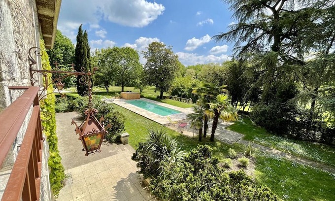 Pranzac Cabaña | Encantadora casa rural con piscina climatizada y Wi-Fi en plena naturaleza