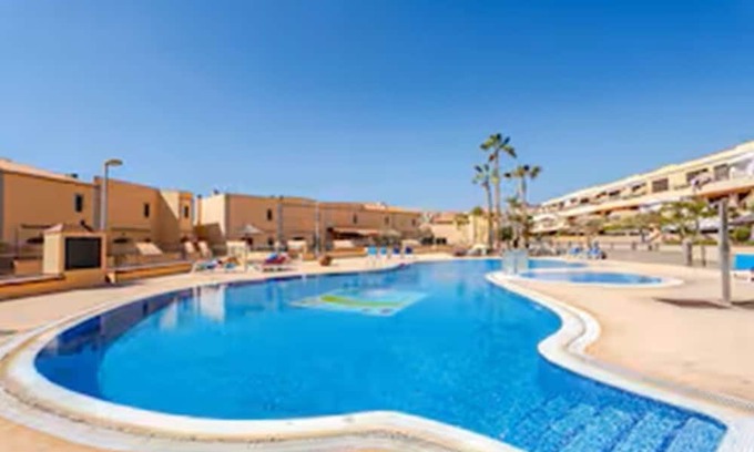 Callao Salvaje Apartamento | Room + bathroom, splendid sea view, well equipped