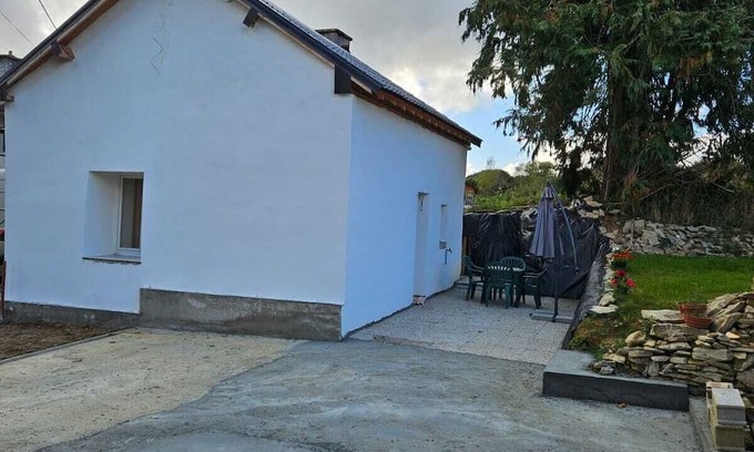 Plonevez-du-Faou Chalet De Esquí | Casă mică liniștită, cochetă la țară în apropiere de zone turistice și de ocean