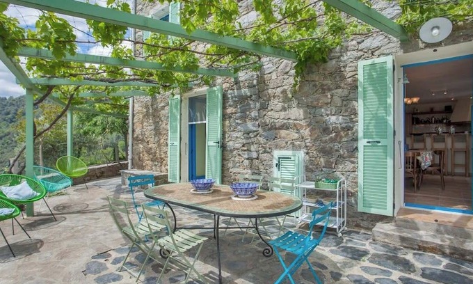 Poggio-di-Nazza Casa | Casa La Colombaia