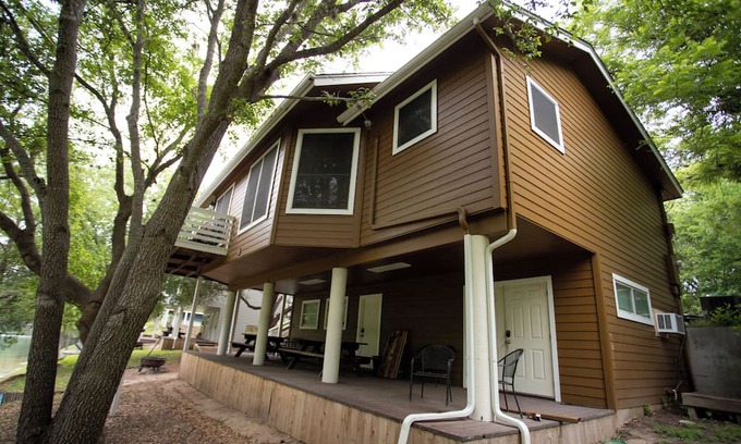 New Braunfels Casa | River Road Escapes