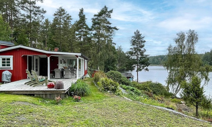 Saffle Municipality Casa | Hermosa casa en Säffle con vista al lago