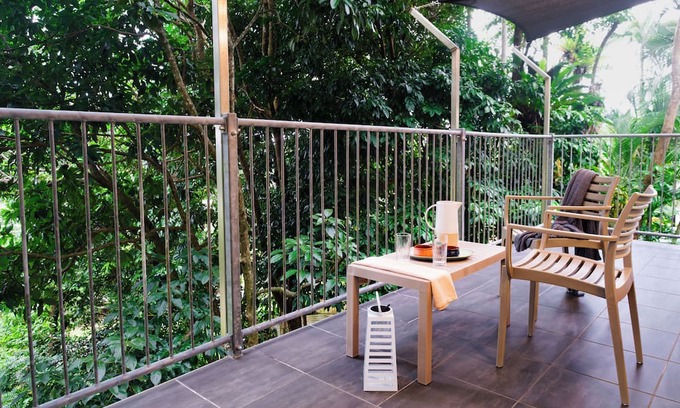 Flying Fish Point Casa | The Point. A rainforest and ocean view retreat